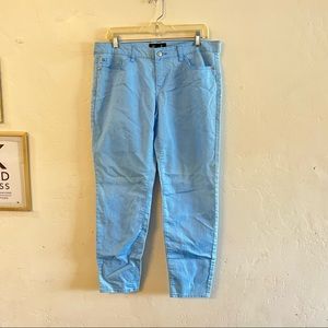 Forever 21 Light Blue Skinny Jeans Size 31